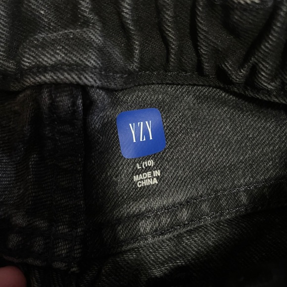 Yeezy Gap Unreleased Black Denim Kids Jeans Size Large (10) - Picture 3 of 7